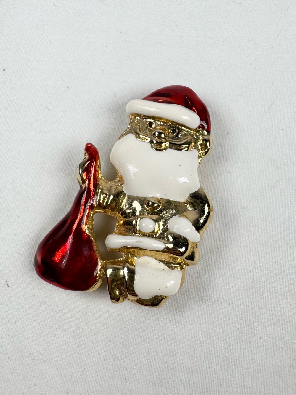 Vintage Santa Claus Gold-Tone Enamel Christmas Holiday Pin Jewelry